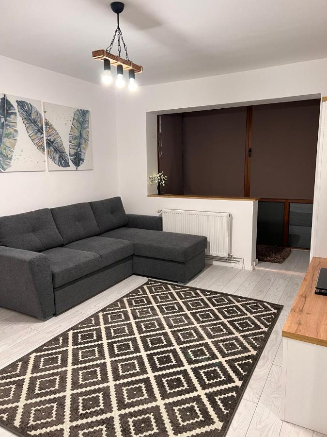 Apartament English Home 2 Camere Braşov Esterno foto