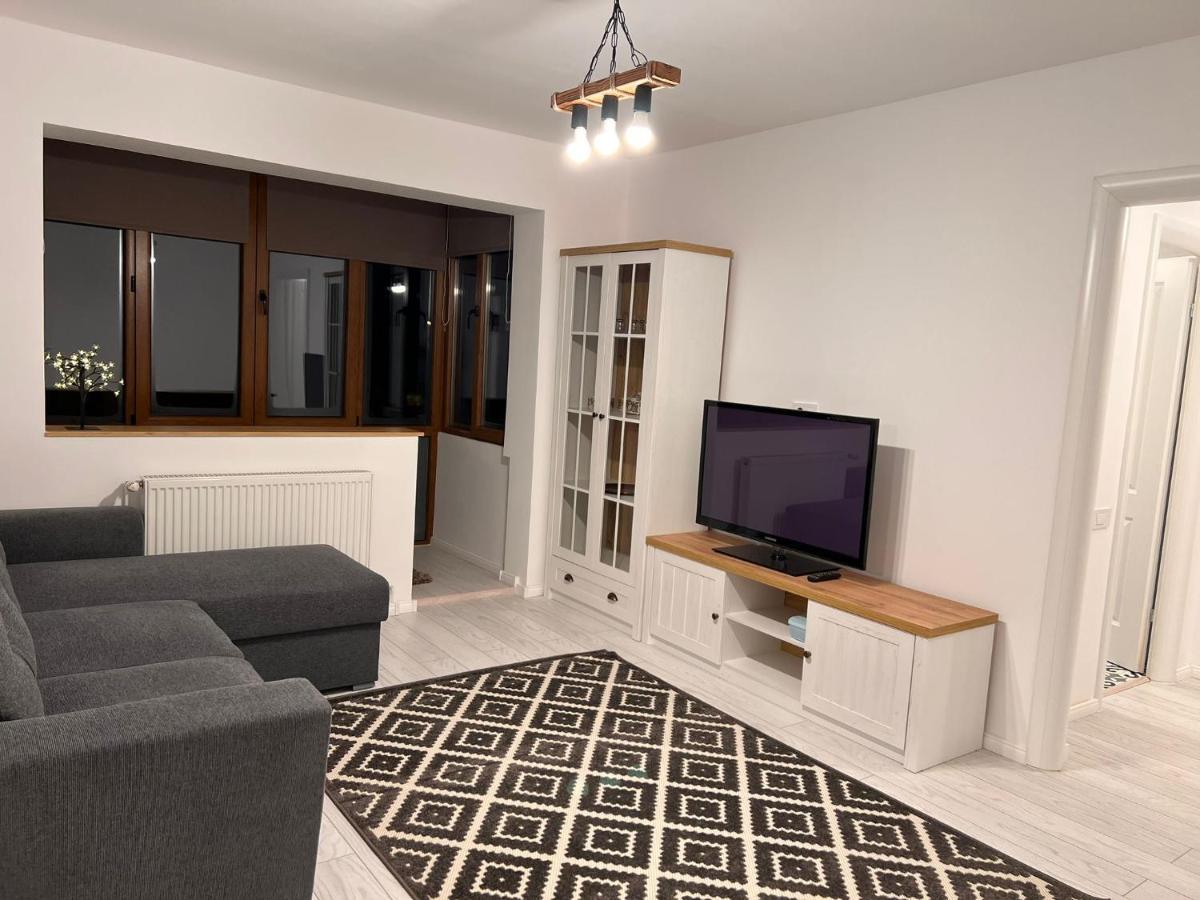 Apartament English Home 2 Camere Braşov Esterno foto
